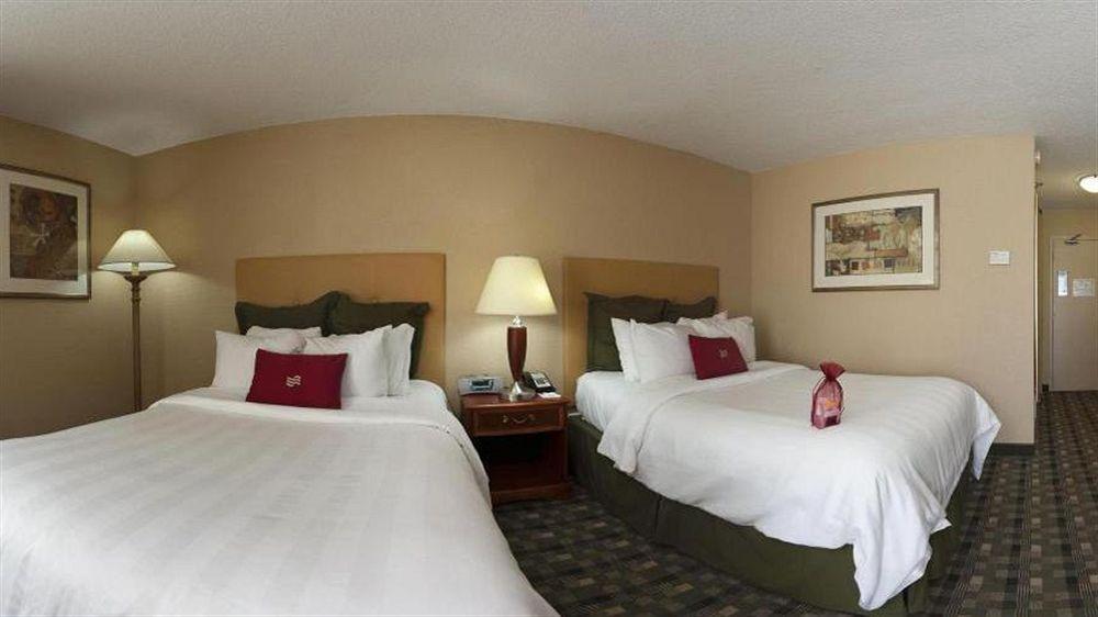Quality Hotel Conference Center Cincinnati Blue Ash Eksteriør bilde