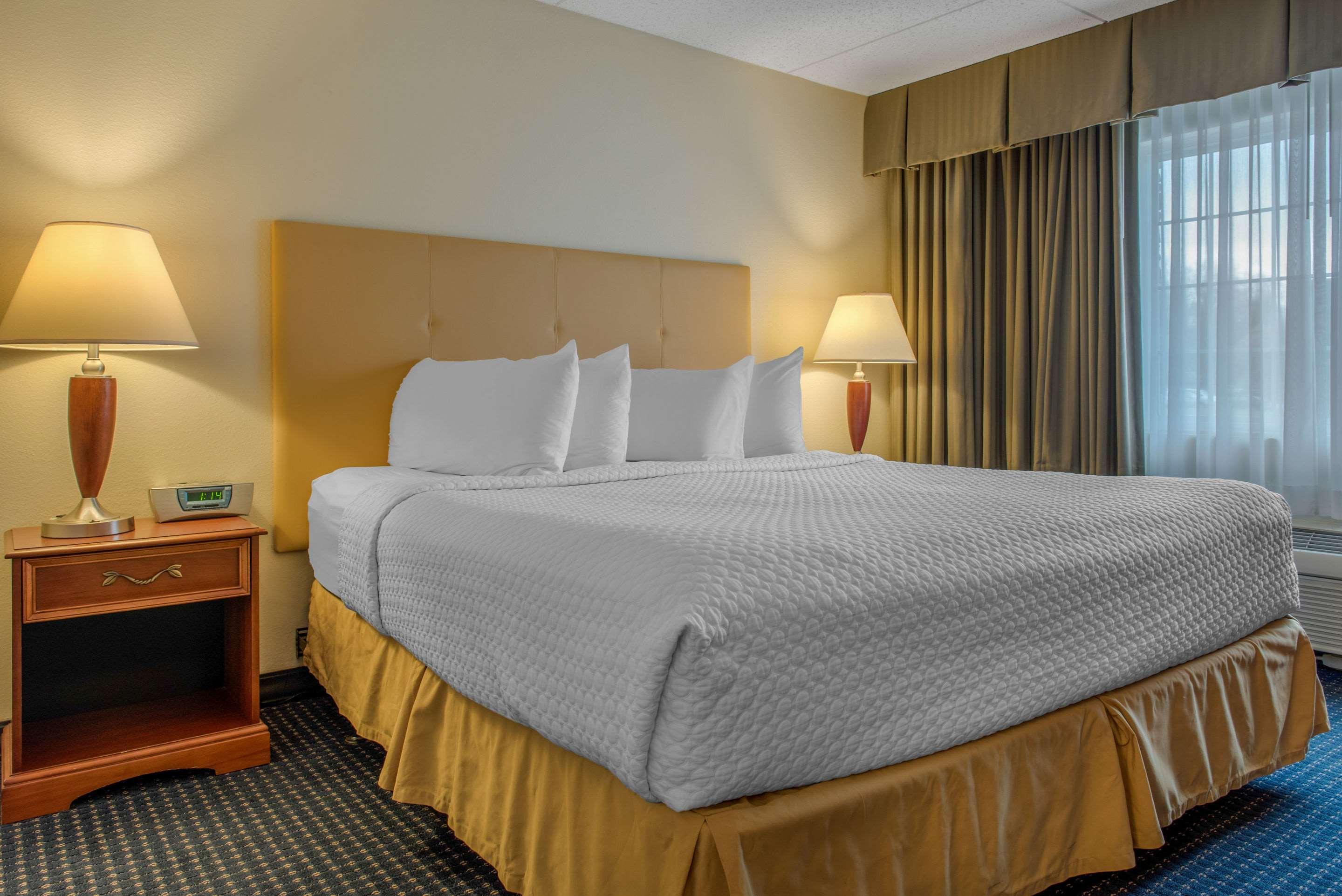 Quality Hotel Conference Center Cincinnati Blue Ash Eksteriør bilde
