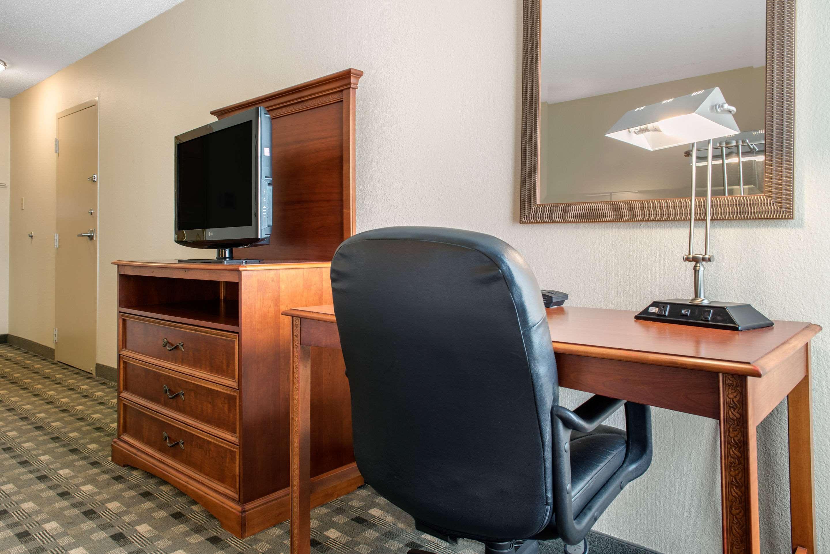 Quality Hotel Conference Center Cincinnati Blue Ash Eksteriør bilde