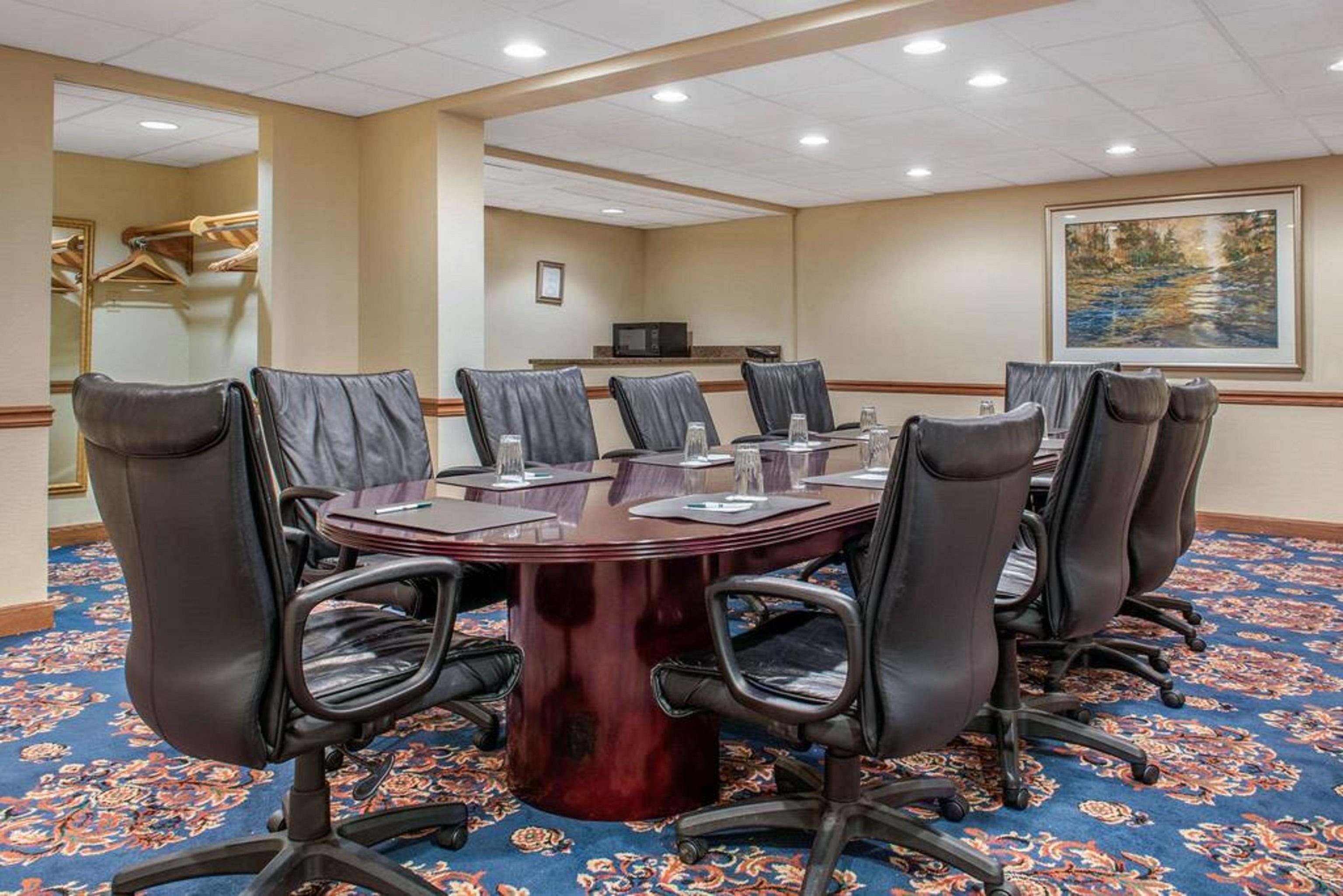 Quality Hotel Conference Center Cincinnati Blue Ash Eksteriør bilde